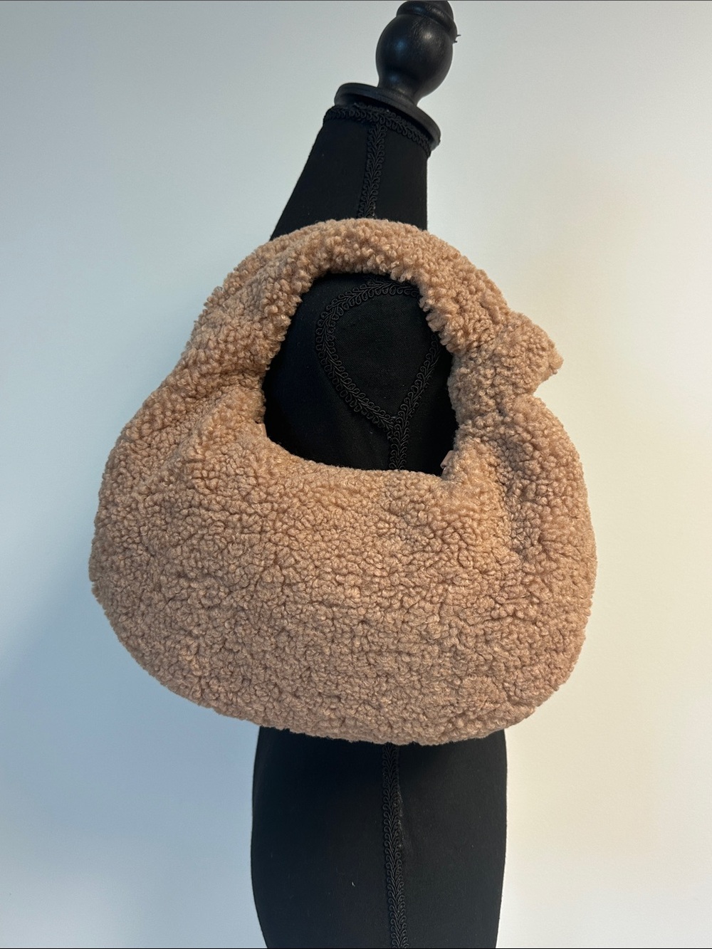 Anthropologie Cozy Teddy Faux-Sherpa Hobo Bag in Camel with Gold Chain Strap NWT